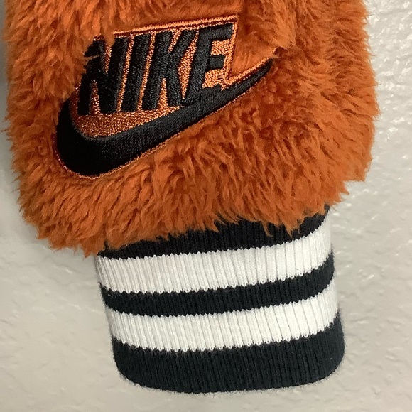 Nike XS “wolf” sherpa jacket, zip front, burnt Orange color, varsity/bomber - Picture 4 of 7